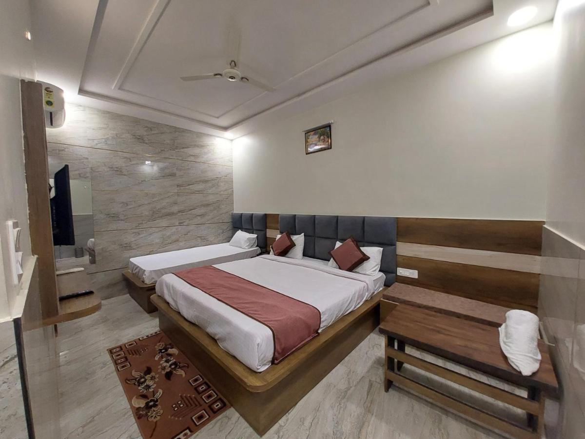 Taj Nice Point Manage By Taj Sunrise Group 阿格拉 外观 照片