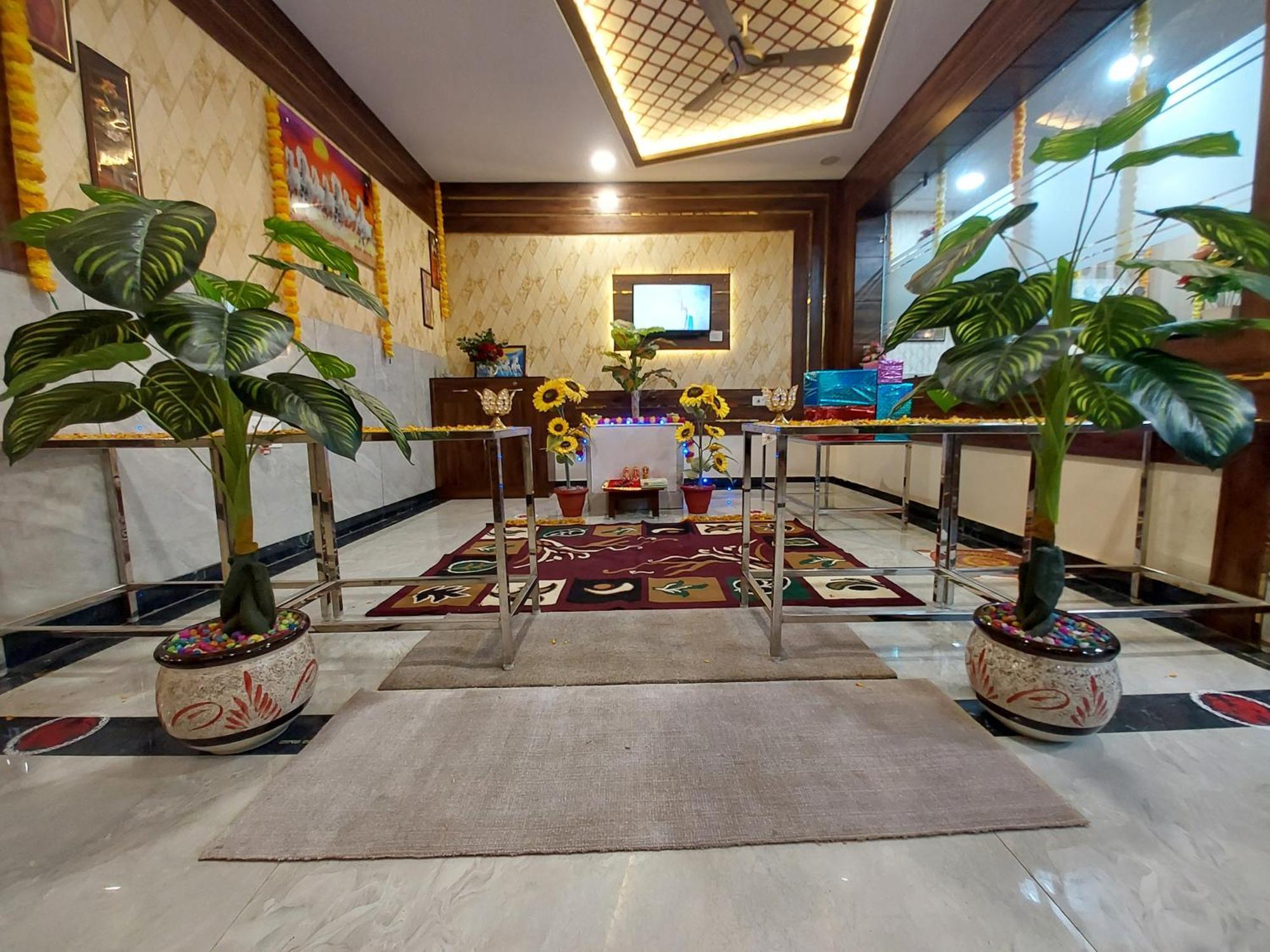 Taj Nice Point Manage By Taj Sunrise Group 阿格拉 外观 照片