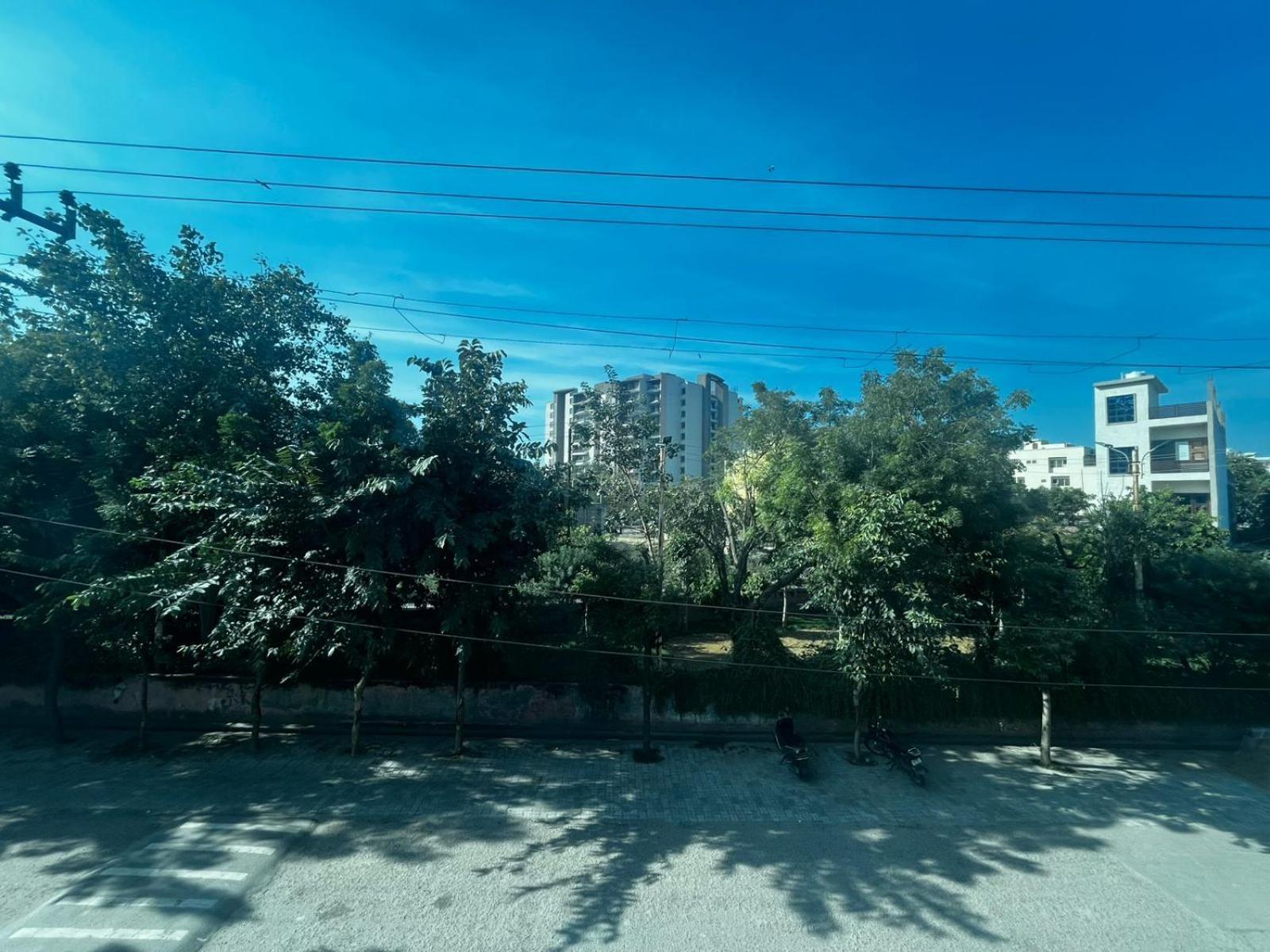 Taj Nice Point Manage By Taj Sunrise Group 阿格拉 外观 照片
